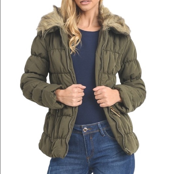 ♨️SOLD OUT!!♨️Plus Puffer Jacket Faux Fur - Picture 3 of 4